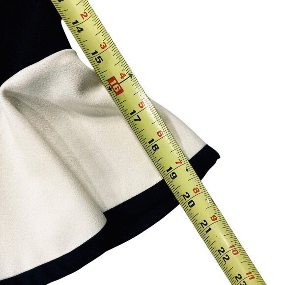 Tommy Hilfiger Bell Sleeve Sheath Dress 4 Black Stretch Elegant Business Casual - Picture 15 of 16